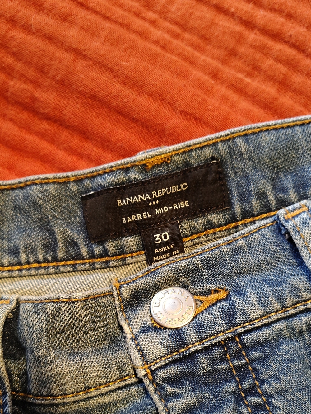 Banana Republic Mid-Rise Barrel Jeans in Blue with Gold Stitching
